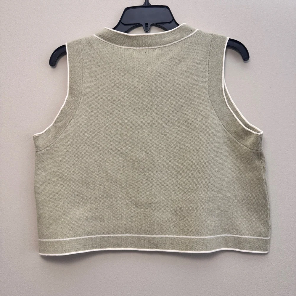 Emerson Lang Young Contemporary Knit Button Front Vest – Size L - Picture 9 of 11